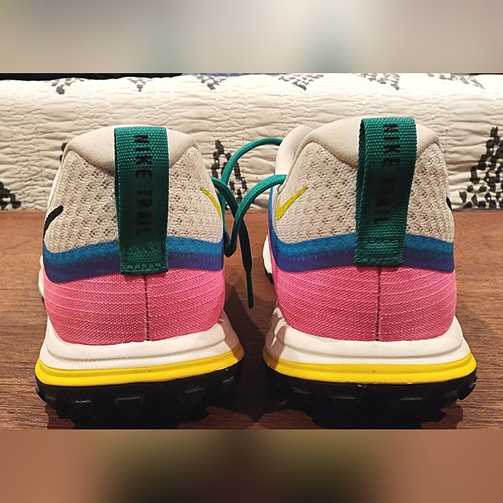 Nike Air Zoom Wildhorse 5 Trail Running Shoes - Womens Size 9 - Picture 2 of 12